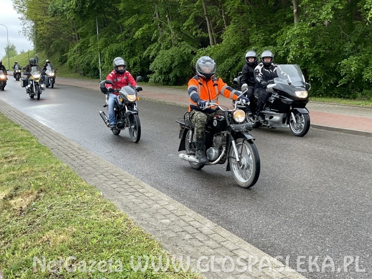 Motocykliści dopisali mimo niepogody