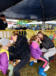 Wolontariusze z ZS na Zakrzewku