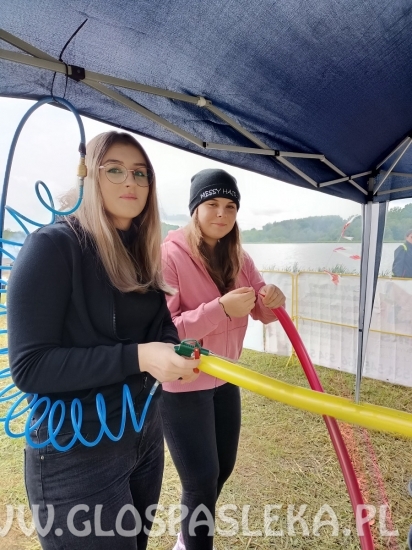 Wolontariusze z ZS na Zakrzewku