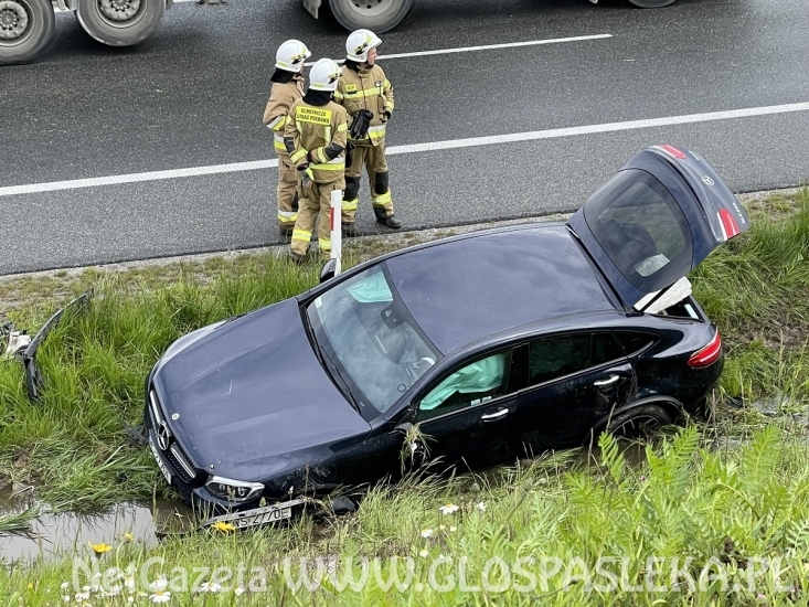 Wypadek w czasie ulewnego deszczu