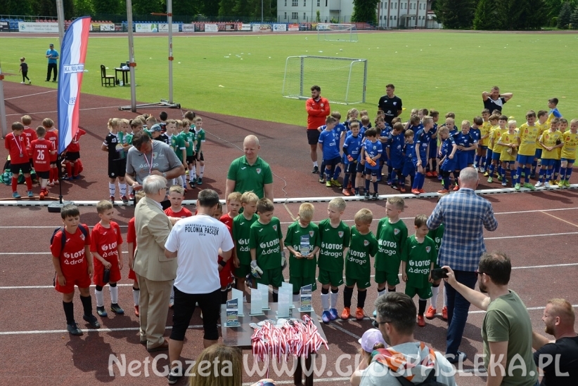 Grali młodzi piłkarze