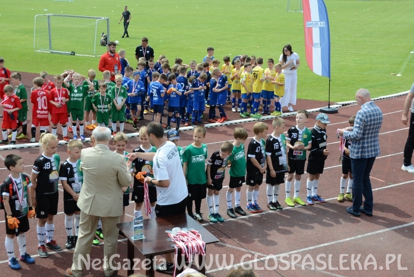 Grali młodzi piłkarze