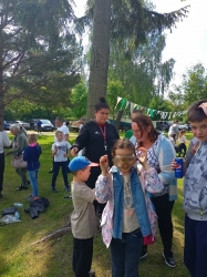 Wolontariusze ZS na festynie: Uczta dla Rodzin.