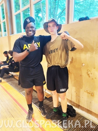 Kadeci ZSEiT zakończyli szkolenia w 9 BBKPanc