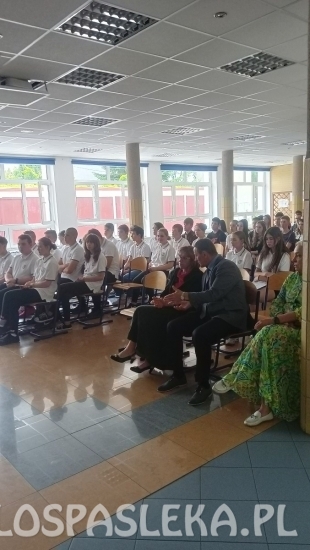 Uroczyste podsumowanie projektu Erasmus+ w ZSEiT