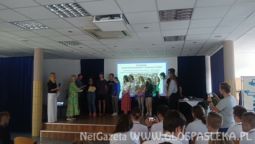 Uroczyste podsumowanie projektu Erasmus+ w ZSEiT