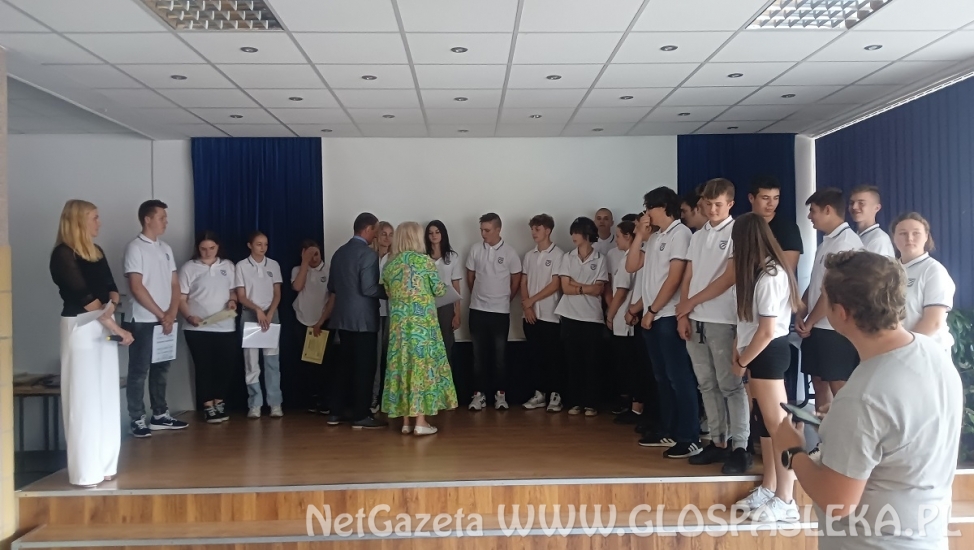 Uroczyste podsumowanie projektu Erasmus+ w ZSEiT