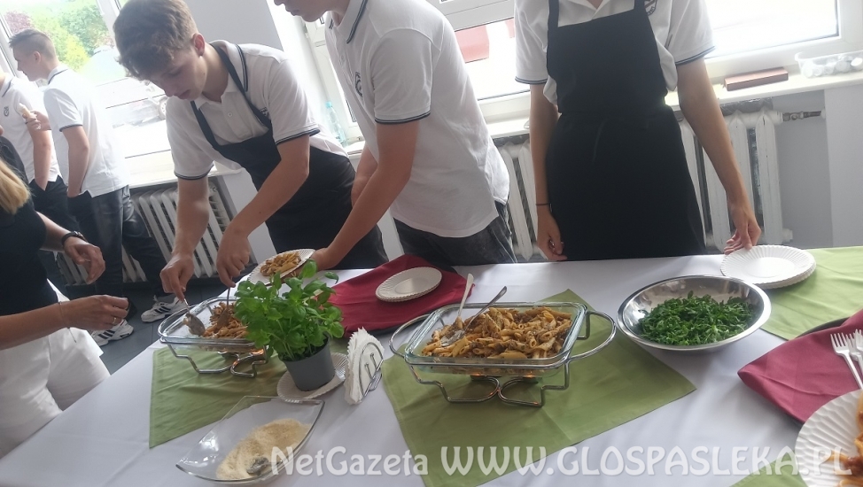 Uroczyste podsumowanie projektu Erasmus+ w ZSEiT