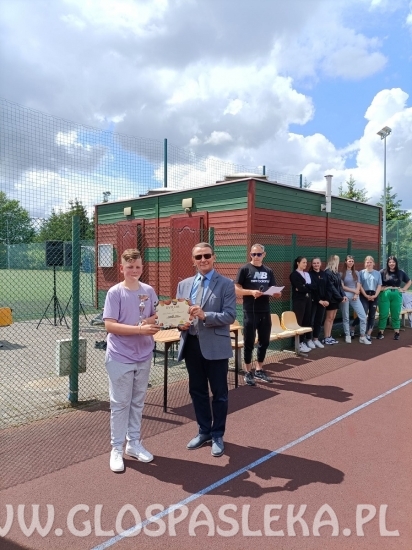 Turniej Piłki Siatkowej i Piłki Nożnej o Puchar Dyrektora ZSEiT