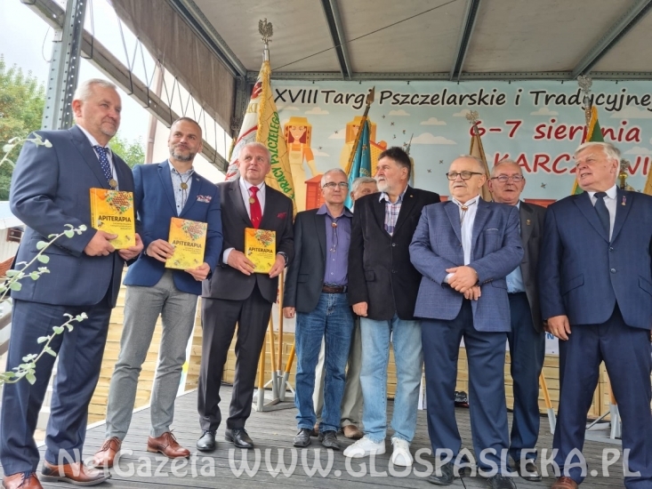 Obchody 100 – lecia Polskiego Związku Pszczelarskiego