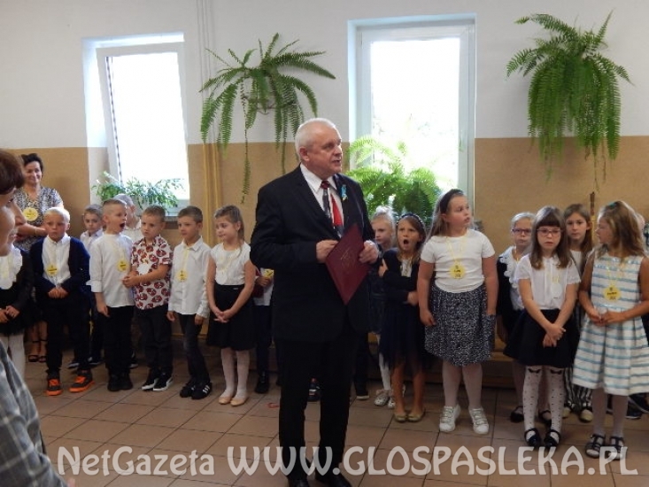 Uroczysty początek roku szkolnego