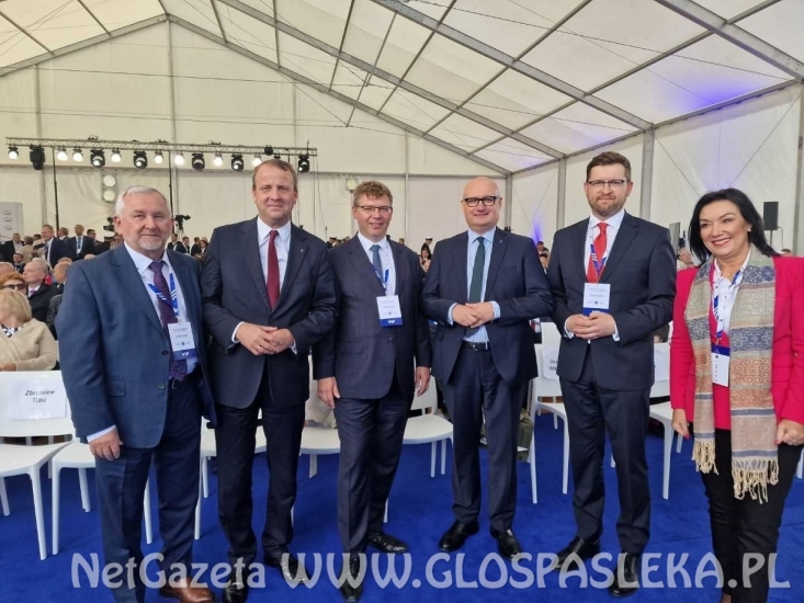 Nasi na otwarciu kanału