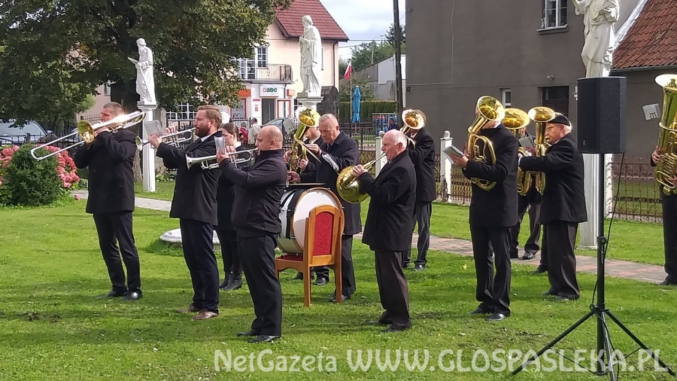 Uroczystości dożynkowe w Zielonce Pasłęckiej