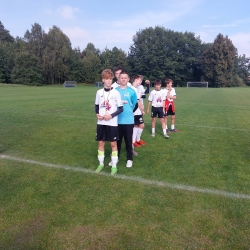 Grali młodzi piłkarze