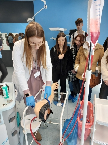 Akademia Medycznych i Społecznych Nauk Stosowanych