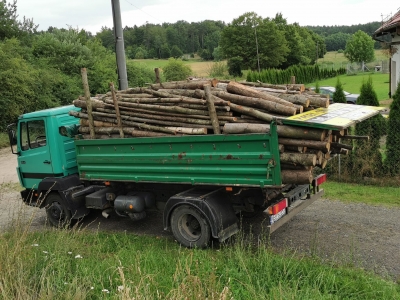 Sportowcy z ZSEiT świętują odzyskanie Niepodległości